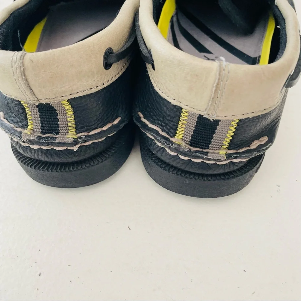 Sperry Top-Sider Authentic Original 2-Eye Daytona Boat Shoe